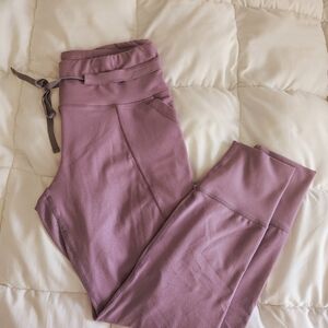 Purple High-Waisted Capri Leggings | Avia